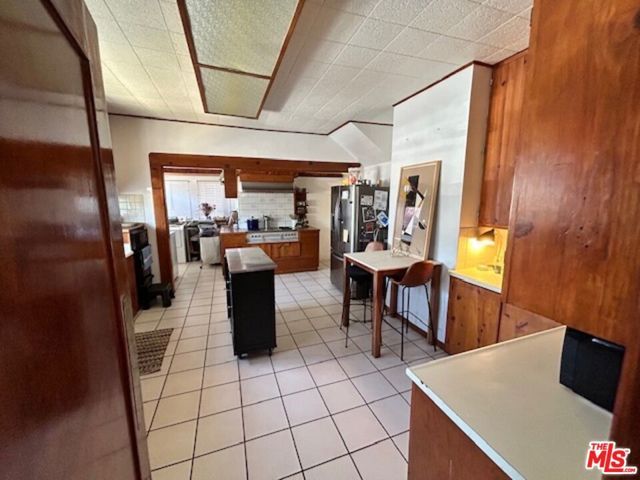 150 N Coronado Street, Los Angeles, CA 90026