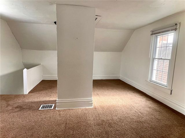 518 4th Ave, New Kensington, PA 15068