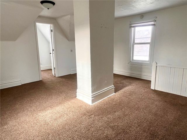 518 4th Ave, New Kensington, PA 15068