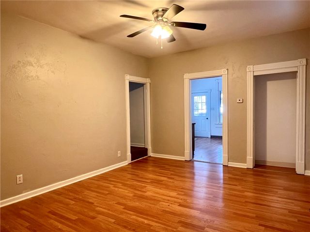 518 4th Ave, New Kensington, PA 15068