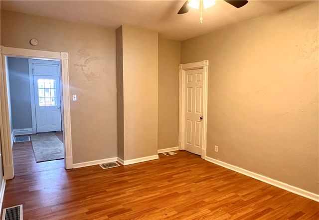 518 4th Ave, New Kensington, PA 15068