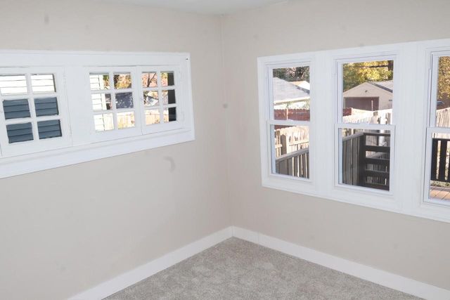 2360 N 48th STREET, Milwaukee, WI 53210