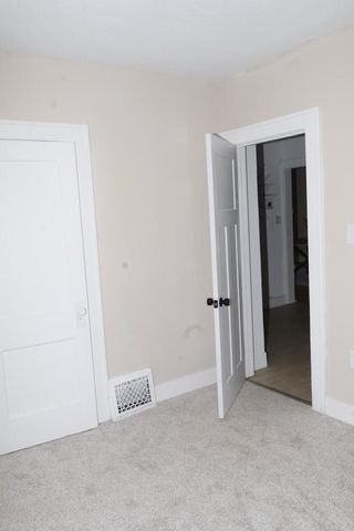 2360 N 48th STREET, Milwaukee, WI 53210