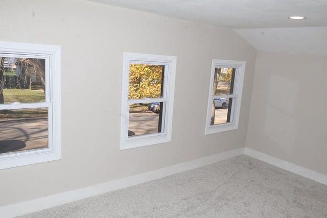 2360 N 48th STREET, Milwaukee, WI 53210