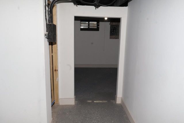 2360 N 48th STREET, Milwaukee, WI 53210