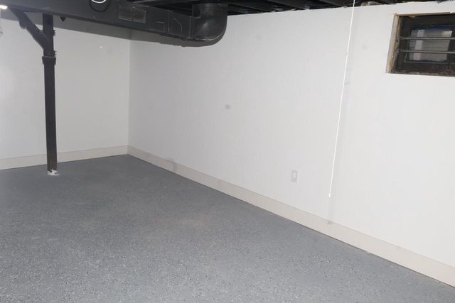 2360 N 48th STREET, Milwaukee, WI 53210