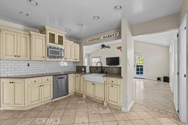 13733 Franklin Street, Whittier, CA 90602