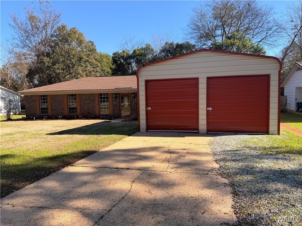 2715 DEERFIELD, Northport, AL 35473