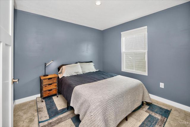 5667 Woodcreek Drive, Middletown, OH 45042