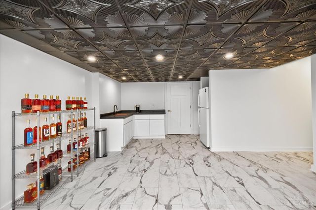 5667 Woodcreek Drive, Middletown, OH 45042