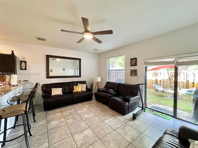15103 SW 113th Ter 15103, Miami, FL 33196