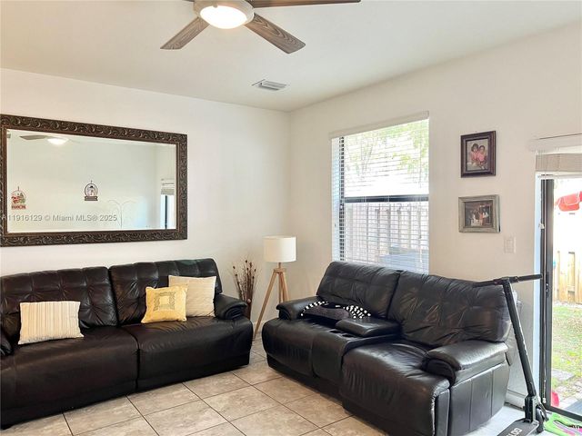 15103 SW 113th Ter 15103, Miami, FL 33196