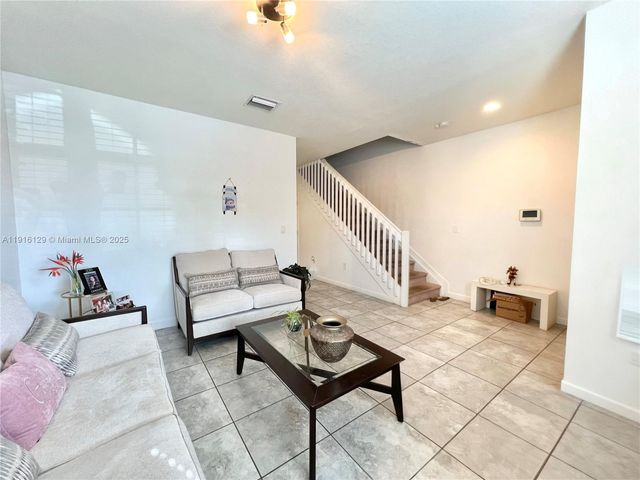 15103 SW 113th Ter 15103, Miami, FL 33196