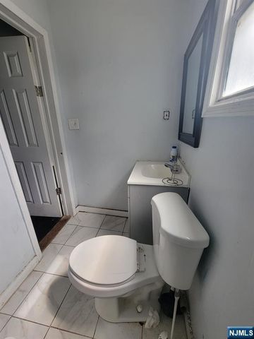 476 Laurel Street, Orange, NJ 07050