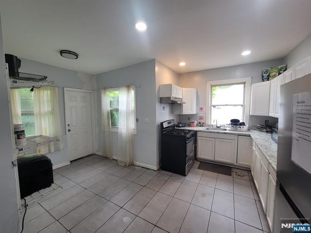 476 Laurel Street, Orange, NJ 07050