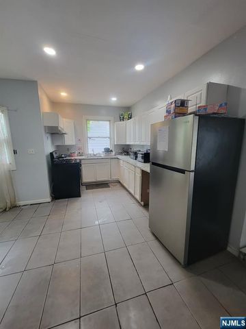 476 Laurel Street, Orange, NJ 07050