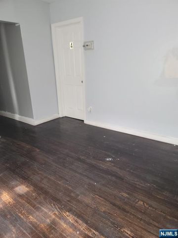 476 Laurel Street, Orange, NJ 07050