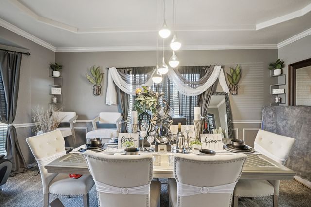 400 Shadow Creek Drive, Desoto, TX 75115