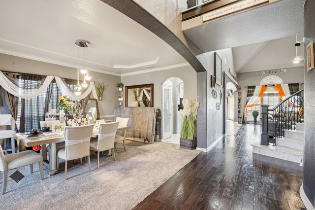 400 Shadow Creek Drive, Desoto, TX 75115