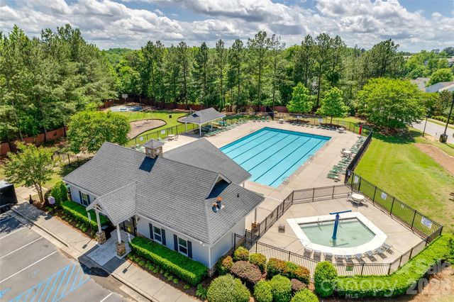 1506 Royal Auburn Avenue, Fort Mill, SC 29708