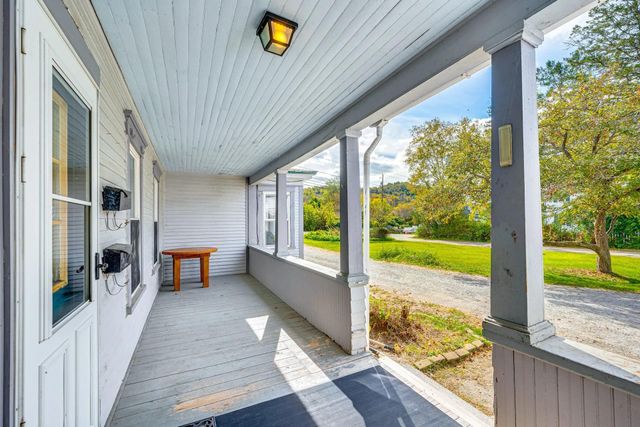 69 Pleasant Street, Colebrook, NH 03576