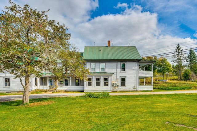 69 Pleasant Street, Colebrook, NH 03576