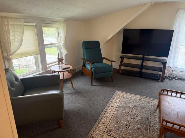 69 Pleasant Street, Colebrook, NH 03576