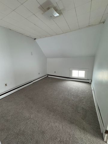 69 Pleasant Street, Colebrook, NH 03576