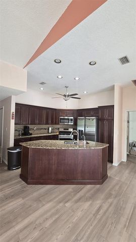 10431 36TH STREET N, Clearwater, FL 33762