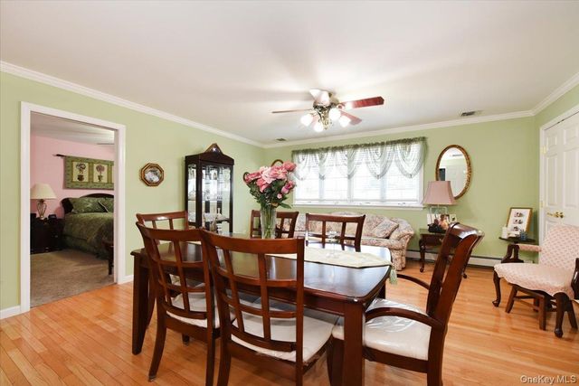 167 N Suffolk Avenue, Massapequa, NY 11758