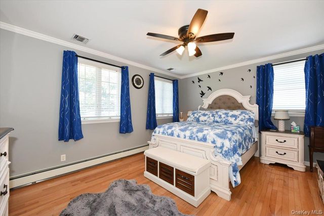 167 N Suffolk Avenue, Massapequa, NY 11758