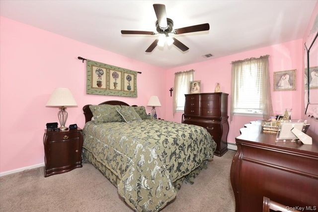 167 N Suffolk Avenue, Massapequa, NY 11758