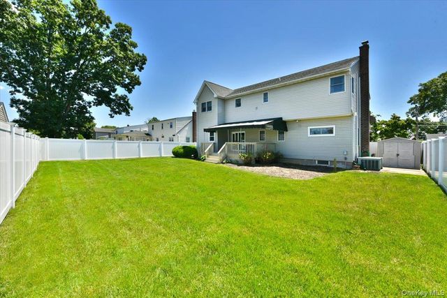 167 N Suffolk Avenue, Massapequa, NY 11758