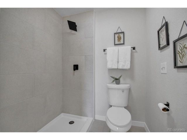 14483 E Arizona Ave, Aurora, CO 80012