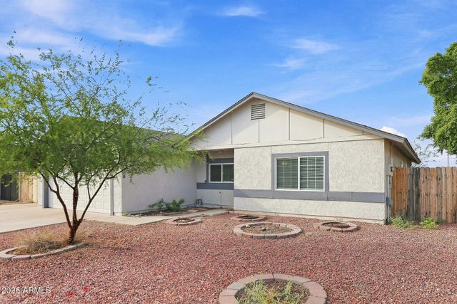 6325 W HEARN Road, Glendale, AZ 85306