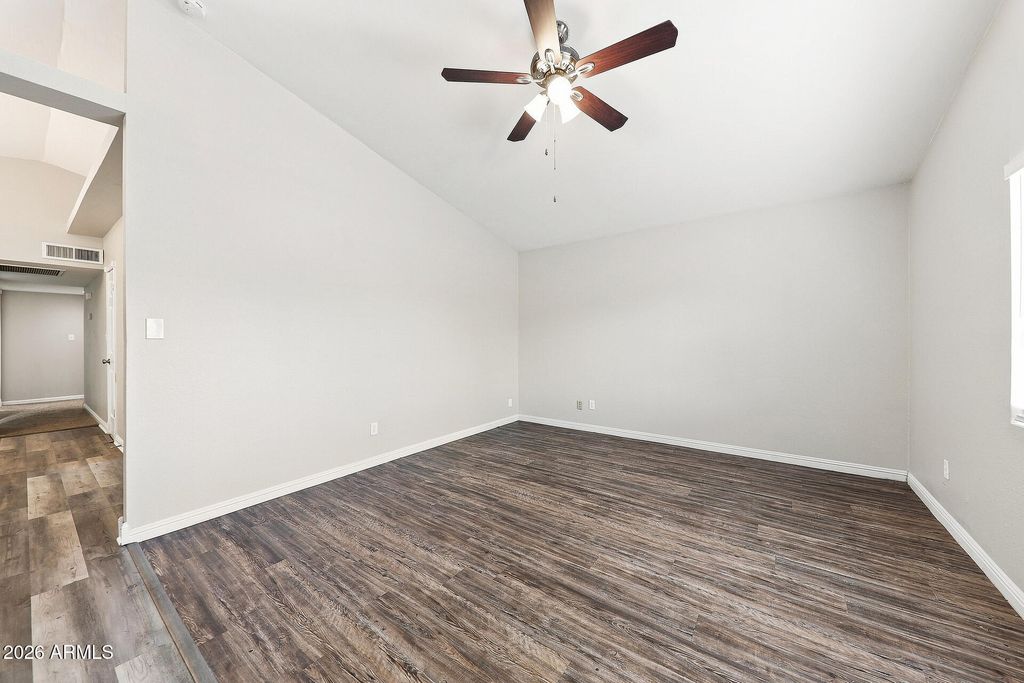 6325 W HEARN Road, Glendale, AZ 85306 — photo 2