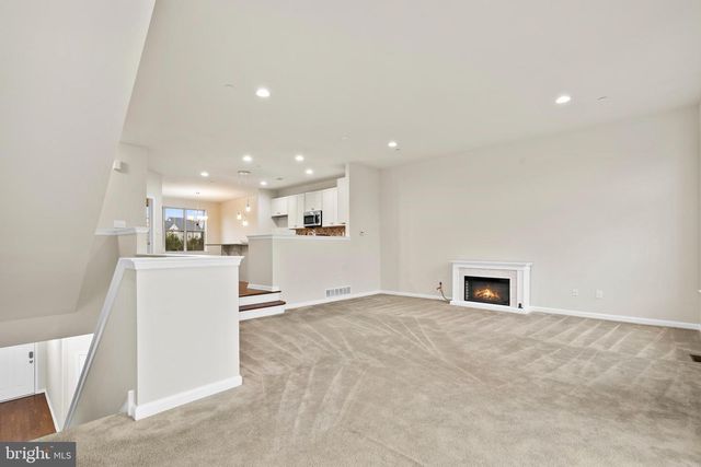 326 REDBUD LN, Kennett Square, PA 19348