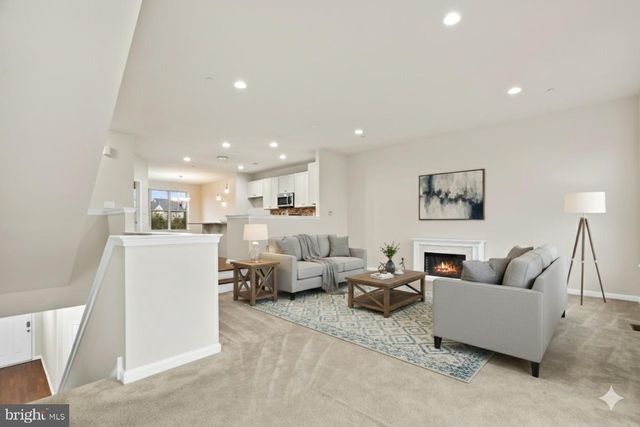 326 REDBUD LN, Kennett Square, PA 19348