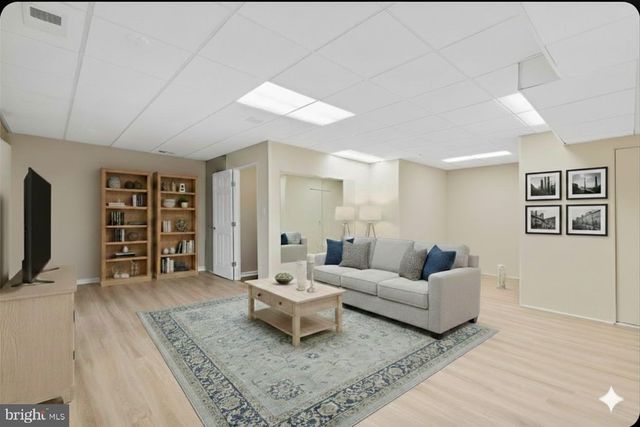 326 REDBUD LN, Kennett Square, PA 19348