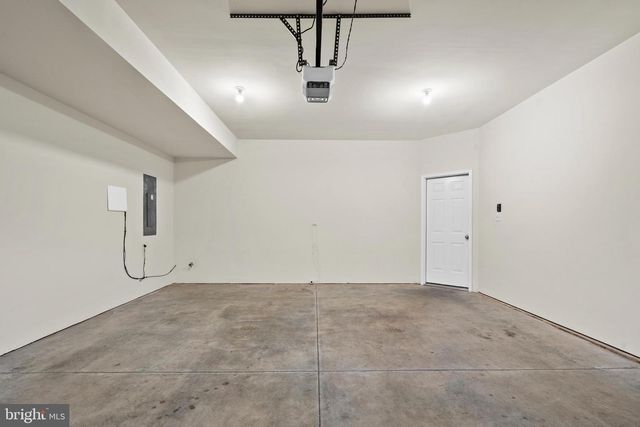 326 REDBUD LN, Kennett Square, PA 19348