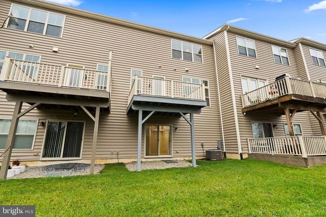 326 REDBUD LN, Kennett Square, PA 19348