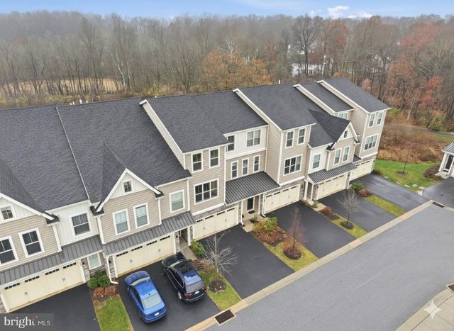 326 REDBUD LN, Kennett Square, PA 19348