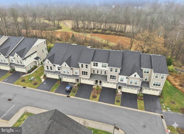 326 REDBUD LN, Kennett Square, PA 19348