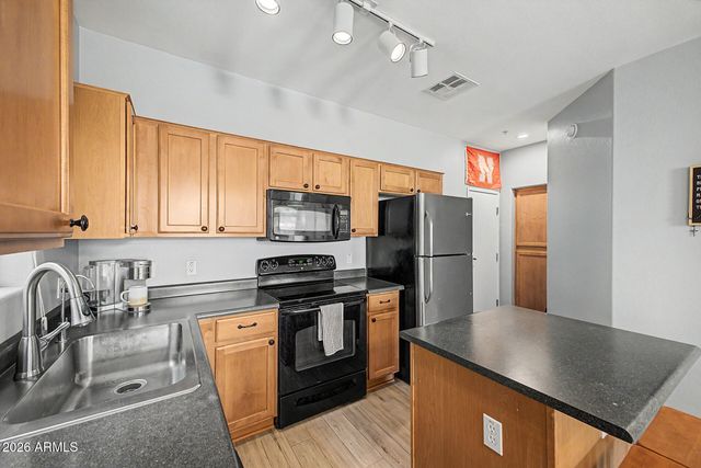 2727 N PRICE Road 42, Chandler, AZ 85224