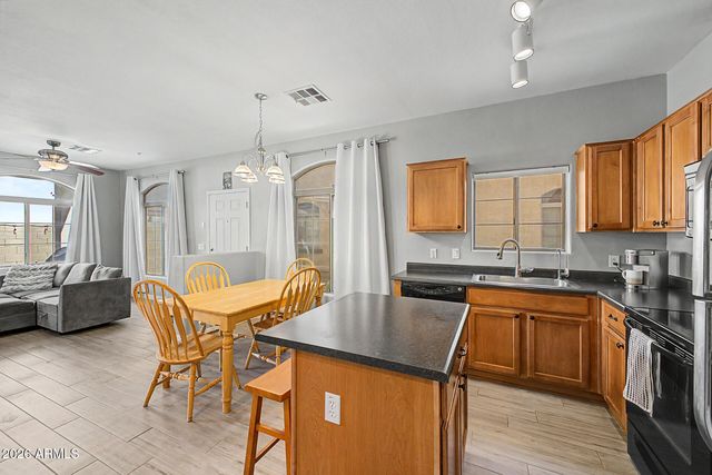 2727 N PRICE Road 42, Chandler, AZ 85224