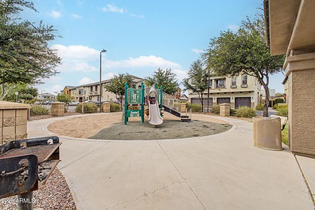 2727 N PRICE Road 42, Chandler, AZ 85224