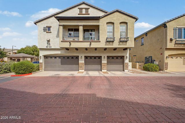 2727 N PRICE Road 42, Chandler, AZ 85224