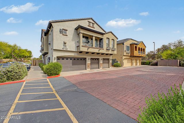 2727 N PRICE Road 42, Chandler, AZ 85224