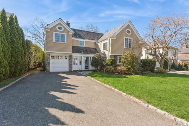 46 Wyatt Road, Garden City, NY 11530