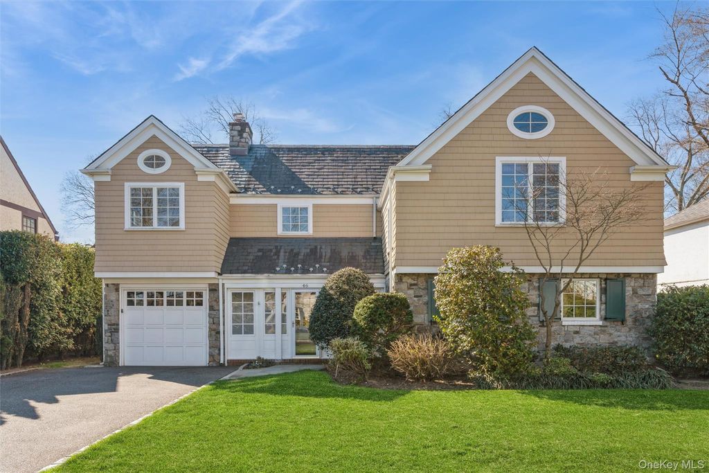 46 Wyatt Road, Garden City, NY 11530